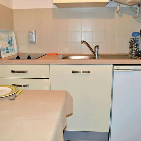 Apartment Studio Lumineux Proche Plage Avec Parking A - Fr-1-226b-59 *
